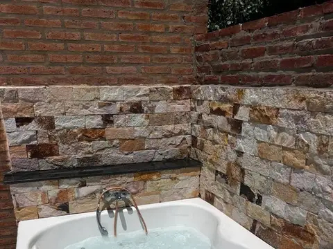 Casa en Alquiler Temporal con 2 cocheras