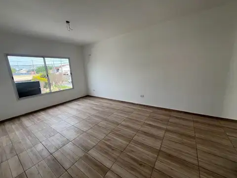 Departamento 2 ambientes luminoso Haedo frente