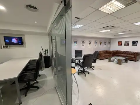 Oficina 4 ambientes con 2 baños