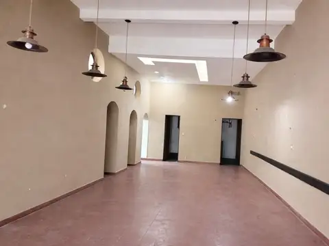 VENTA LOCAL COMERCIAL 66 M² FLORES CAPITAL FEDERAL