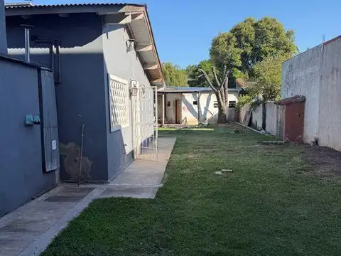 Casa 6 ambientes con 3 baños