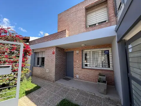 Hermosa Propiedad, B Colinas Velez Sarsfield