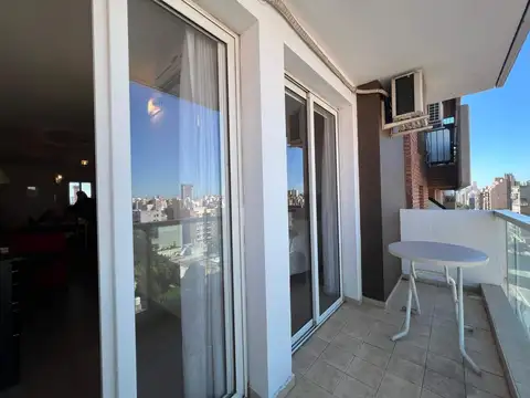 Bv San Juan 700, Piso 10