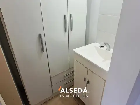 Departamento en Alquiler en Abasto, $ 230.000