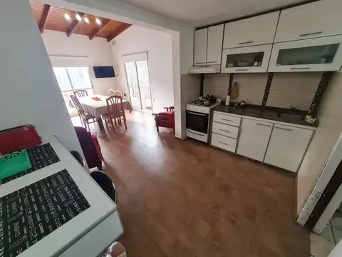 Casa en Alquiler en Villa Constitución, $ 740.000