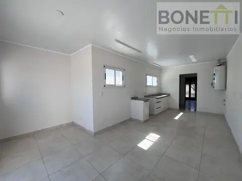 Depto Tipo Casa en Alquiler en Mercedes, $ 630.000
