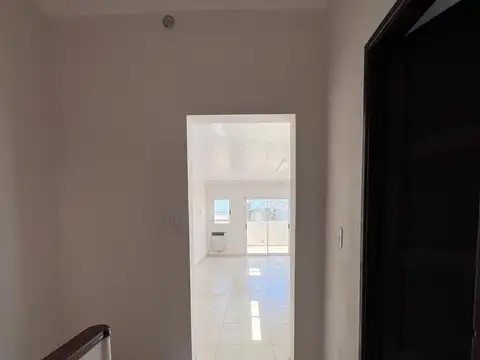 Depto Tipo Casa en Alquiler de 2 ambientes