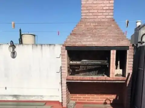 PH 4 AMBIENTES DESARROLLADO EN 2 PLANTAS, 148 M2 TOTALES C/ TERRAZA y PARRILLA