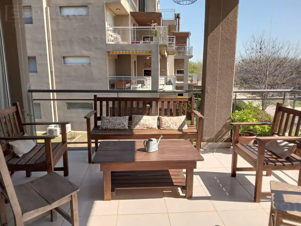 Departamento en Alquiler Temporal con cochera