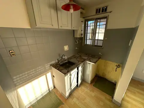 Depto Tipo Casa en Alquiler en Wilde, $ 630.000