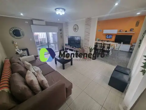 HERMOSA CASA EN VENTA BERAZATEGUI PLATANOS