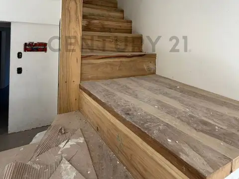 Venta Casa / duplex 3 amb con cochera en Benavidez Village en complejo con amenities y mucho verde
