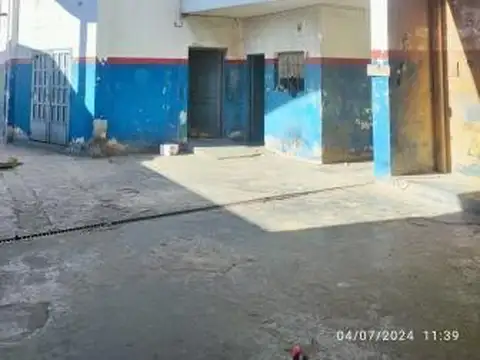 Local en Venta 40 años