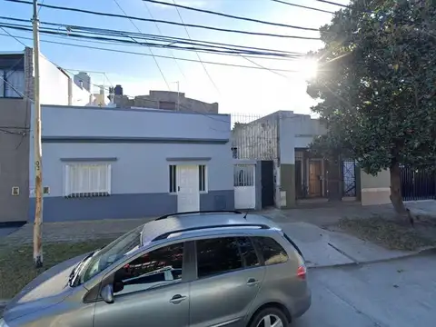 Venta Galpón de 105 m2 cub en Caseros