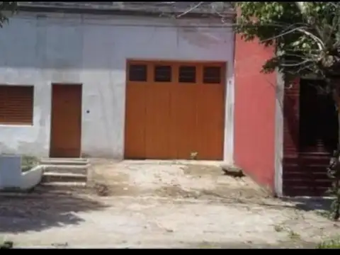 Casa en venta - 3 Dormitorios 2 Baños - General San Martín