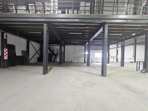 Venta Galpón sobre Av Belgrano, Pérez