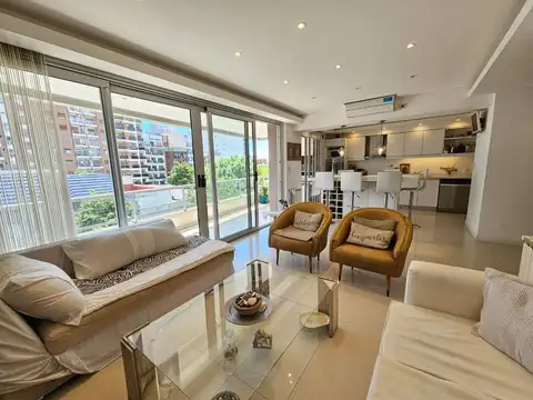 Excte. 4 amb + escrit- balc c/parr-Avell centro