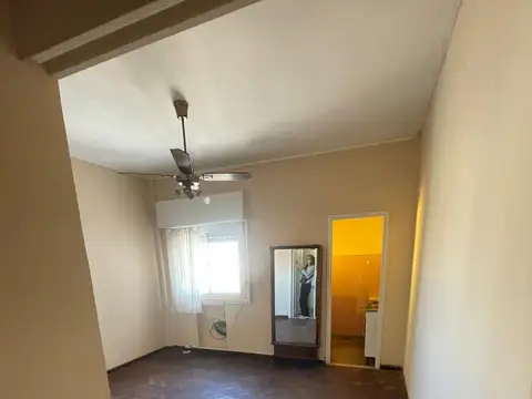 Departamento 2 Ambientes en Balvanera al Contrafrente