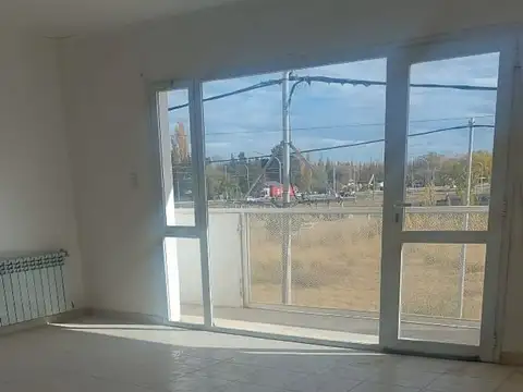 Depto Tipo Casa en Alquiler 1 año