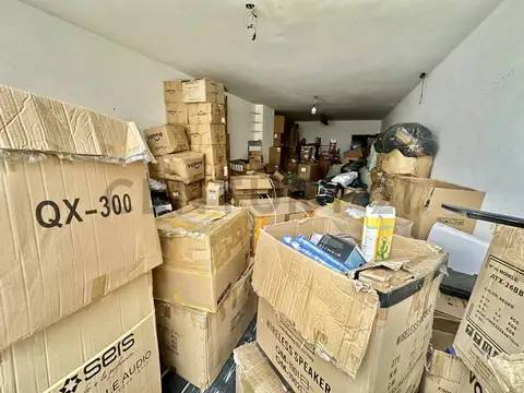 Pasteur 200, Piso 4