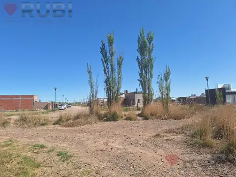 Terreno en Venta en General Fernandez Oro, USD 26.000
