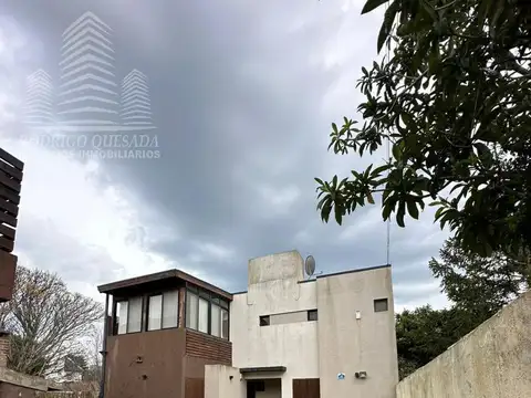 Depto Tipo Casa en Venta de 4 ambientes