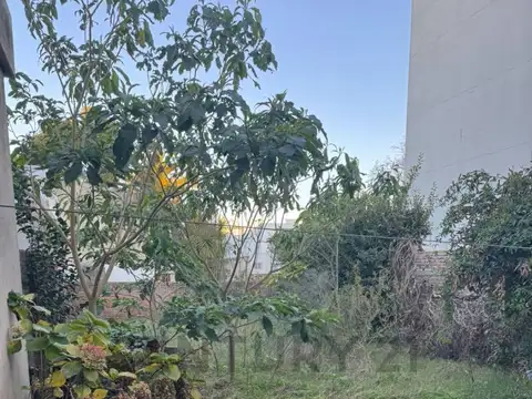 VENTA DE DEPARTAMENTO EN PLANTA BAJA, BERISSO