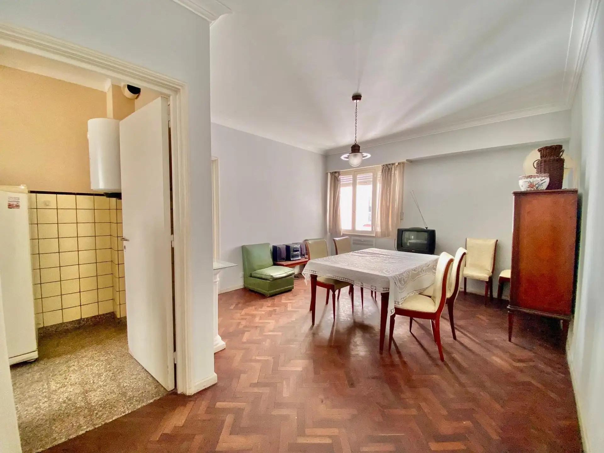 Departamento de 3 ambientes con dependencia