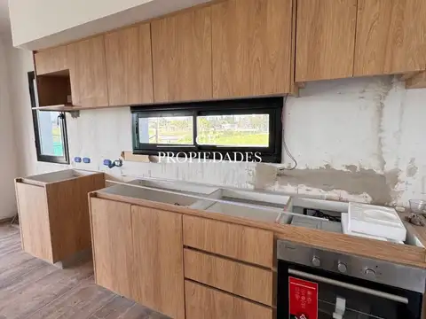 Venta de Casa 5 ambientes en Santa Sofia, Pilar