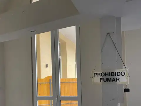 Avenida Hipólito Yrigoyen 2400