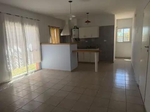 ALQUILER CASA 2 DORMITORIOS EN POCITO