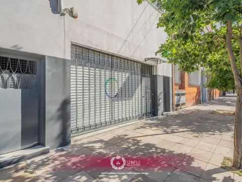 Depto Tipo Casa en Venta al Este