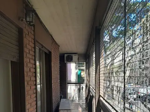Departamento 5 ambientes con 2 baños