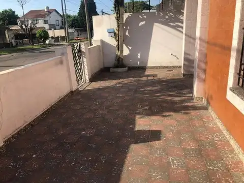 Casa en Venta en Lanus Oeste, USD 70.000