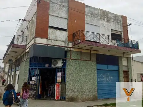 Avenida Enrique Bossinga y Francisco Cestino