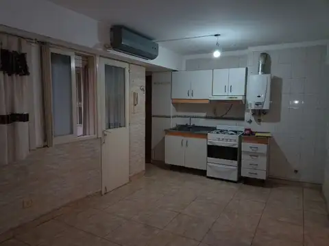 PARAGUAY 1141 , Piso 1