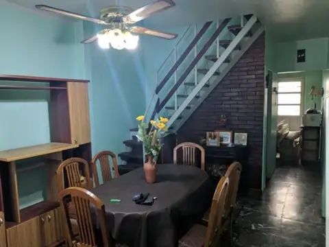 Depto Tipo Casa en Venta de 3 ambientes