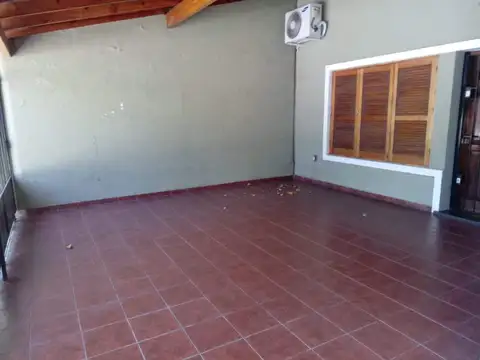 Casa en Alquiler en Bernal