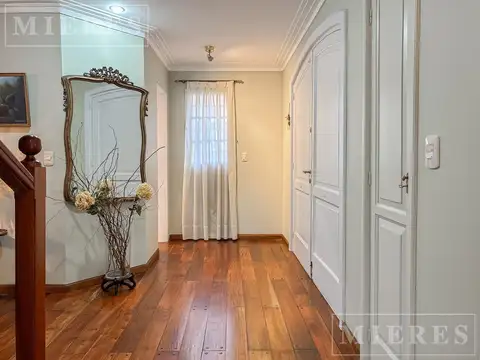 Casa en Alquiler en La Horqueta, USD 6.000