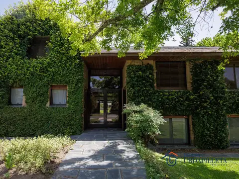 Casa en Venta de 6 dormitorios