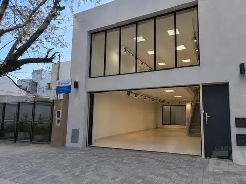 Local Comercial en Alquiler Ituzaingó Norte Centro 242 M2   80M2 de patio