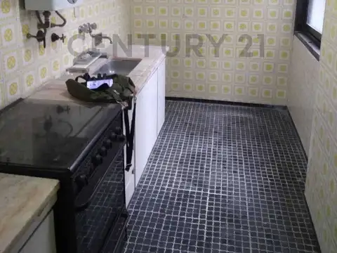 Venta de Departamento de 3 ambientes en Banfield