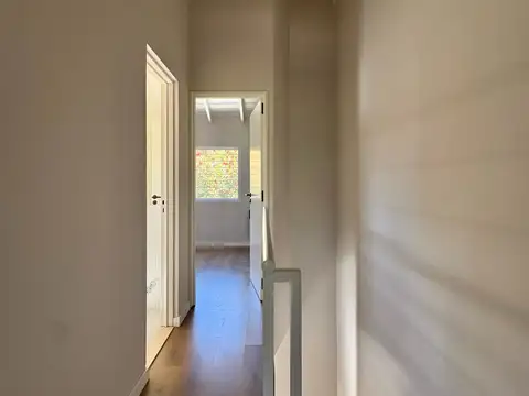 Casa en Venta con 1 cochera