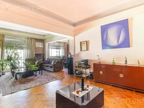 DEPARTAMENTO 4 AMBIENTES CON BALCÓN Y DEPENDENCIA