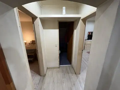 Casa 10 ambientes con 2 baños