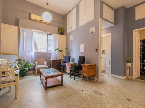 Departamento 5 ambientes con 2 baños