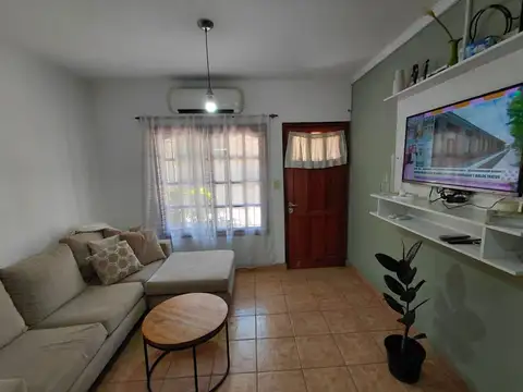 Depto Tipo Casa 4 ambientes con 1 baño