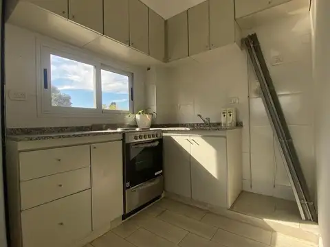 Departamento en Alquiler en Ituzaingó Norte, $ 670.000
