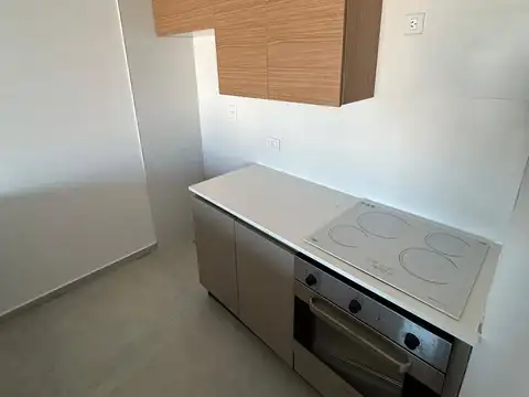 Departamento en Alquiler en Bernal Oeste, $ 500.000