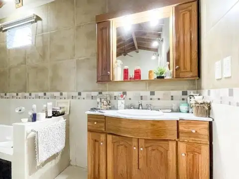 Casa en Venta con 1 cochera
